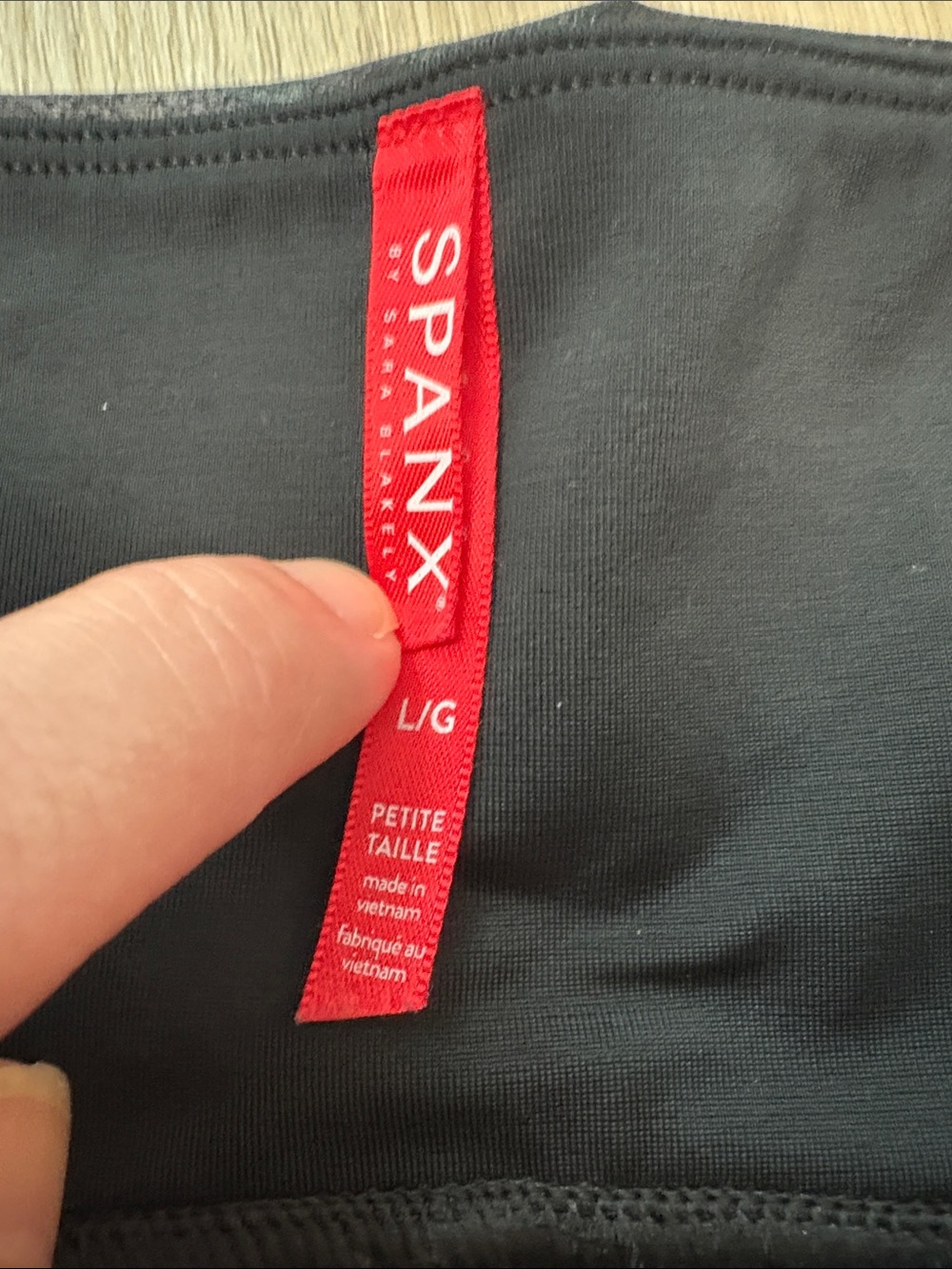 SPANX black faux leather legging size large petite shaping slimming stretch - Picture 5 of 6